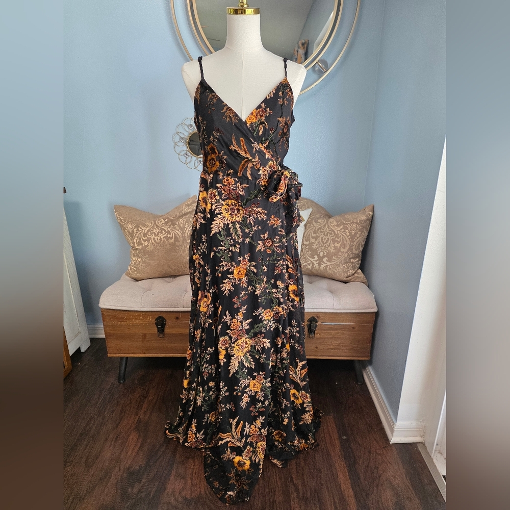 Hutch Alden Floral Wrap Dress